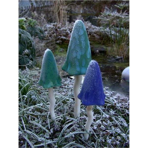 Lawnitator Tinkling Toadstools - Winter Gift-Boxed, 3Pk LA47936